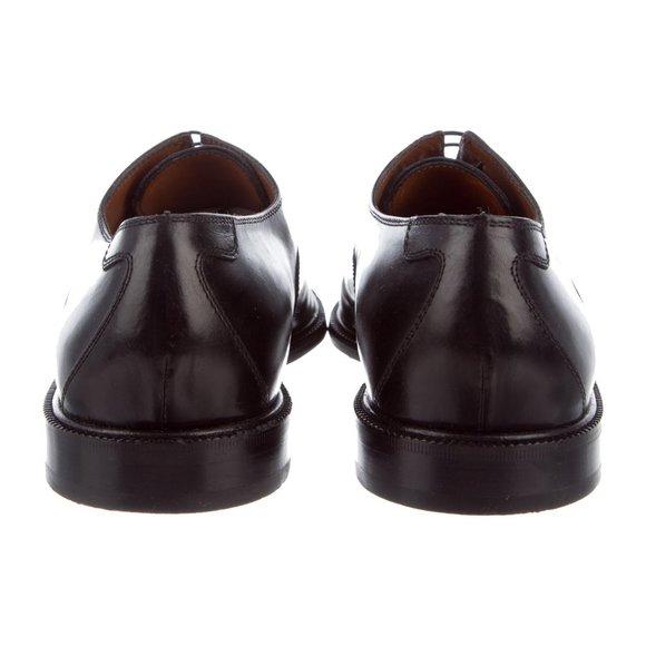 Salvatore Ferragamo Oxfords in Black Leather